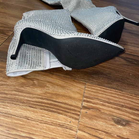 Shoe Dazzle Silver Crystal Kneecap Boots - Picture 4 of 9